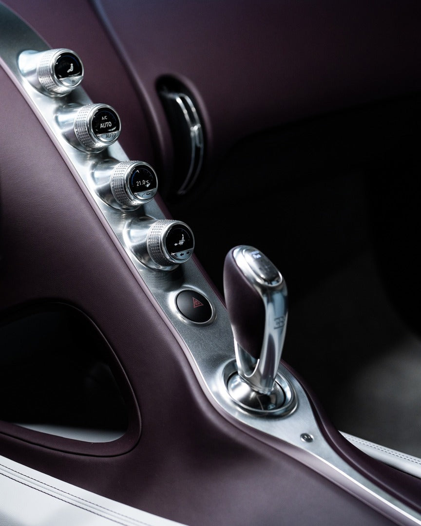 PREORDER HH Model x Miniature Planet 1:18 Bugatti Chiron Super Sport 'Le Muguet' (Exclusive Model)