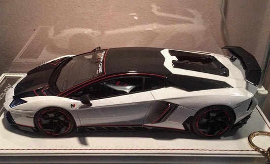 Davis & Giovanni 1:18 Lamborghini Aventador Novitec Torado 'Storm'