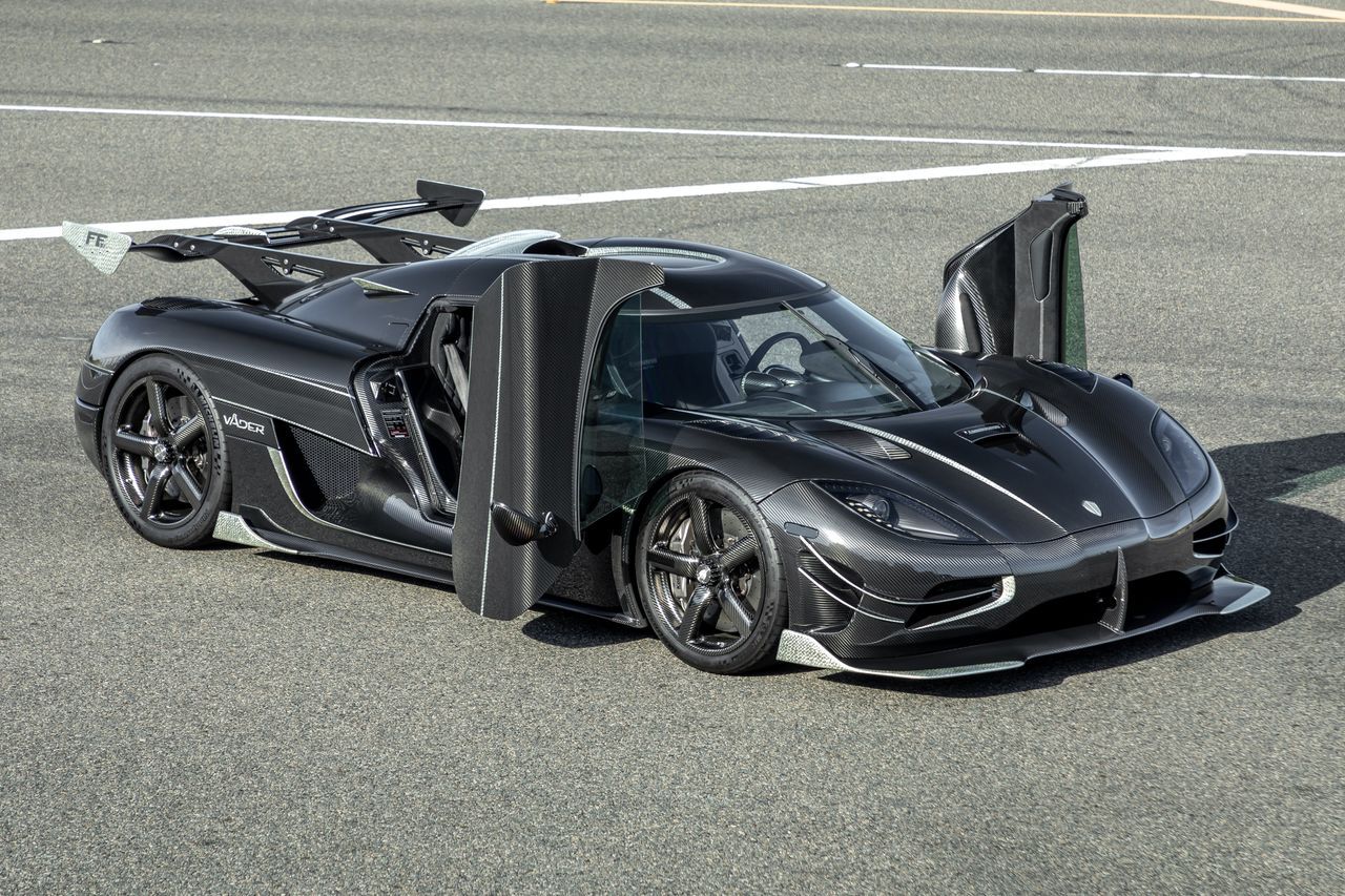 PREORDER VMB x Miniature Planet 1:18 Koenigsegg Agera RS Final Edition - Vader