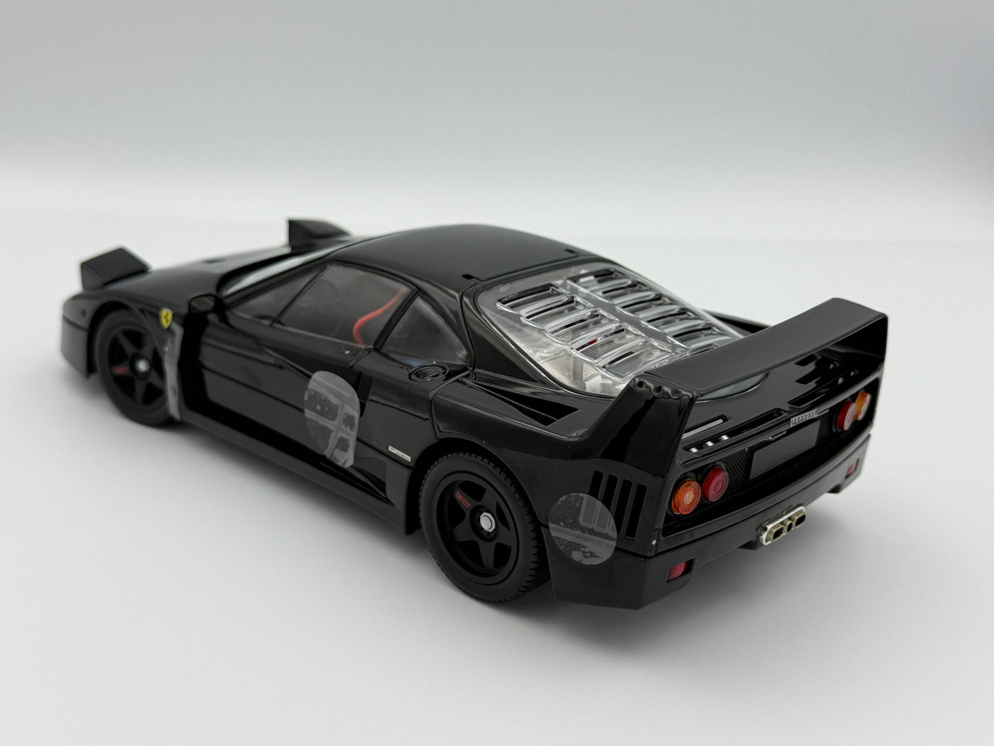 Kyosho 1:18 Ferrari F40 (Black)