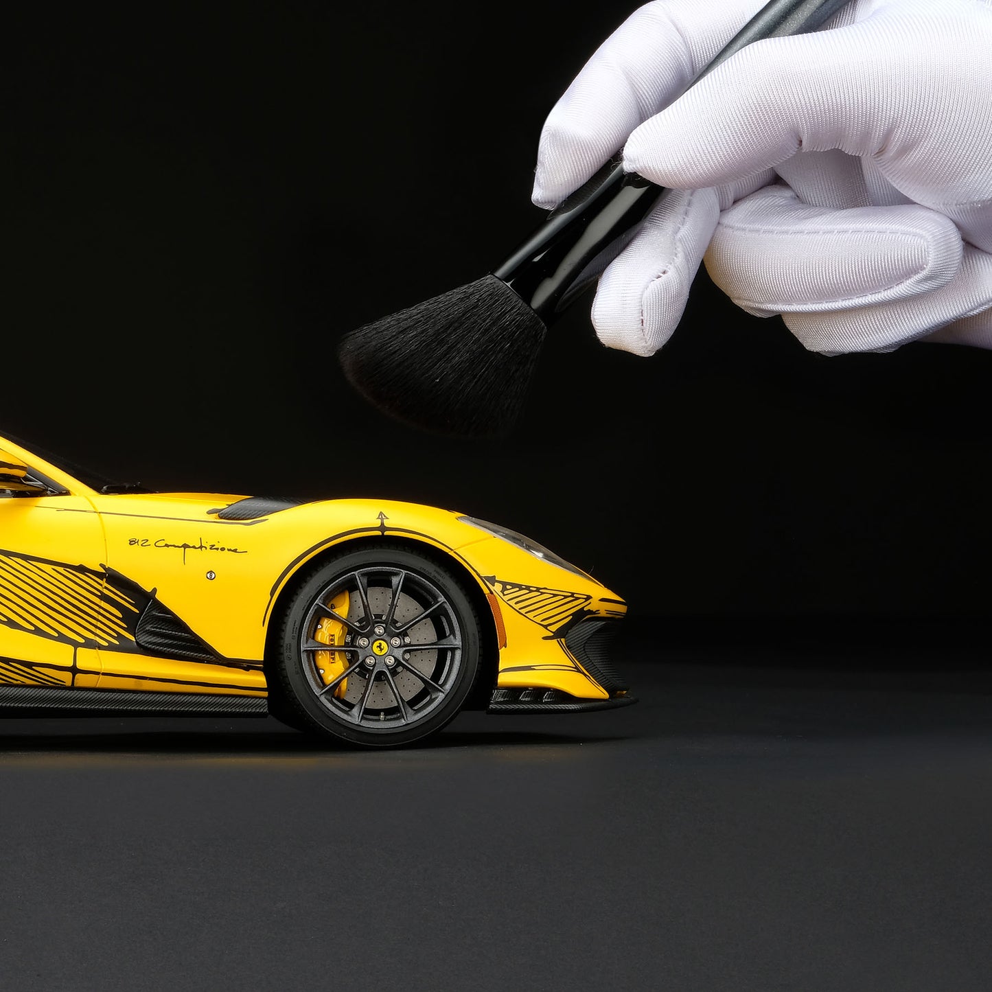 Amalgam 1:18 Ferrari 812 Competizione 'Sketch'