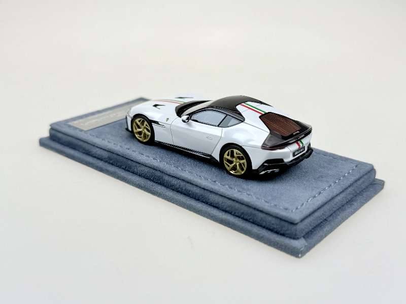 PREORDER Zadie 1:64 Ferrari 12 Cilindri