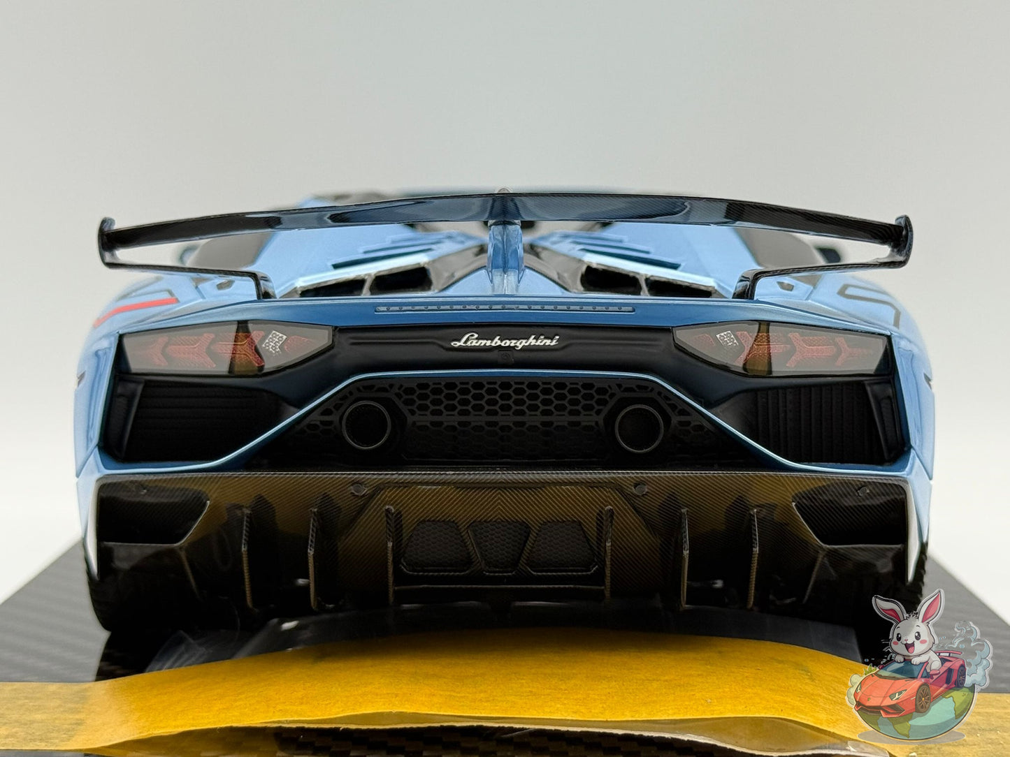 Ultra Unique x Runner 1:18 Lamborghini Aventador SVJ Roadster (Ice Blue) #01/15