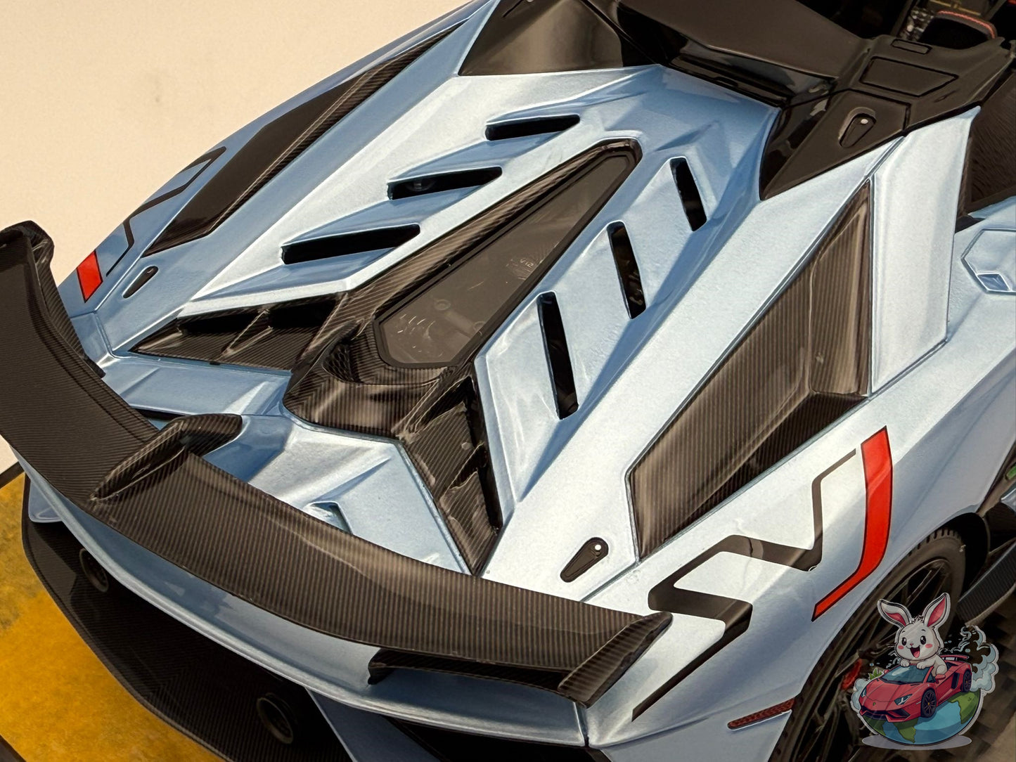 Ultra Unique x Runner 1:18 Lamborghini Aventador SVJ Roadster (Ice Blue) #01/15