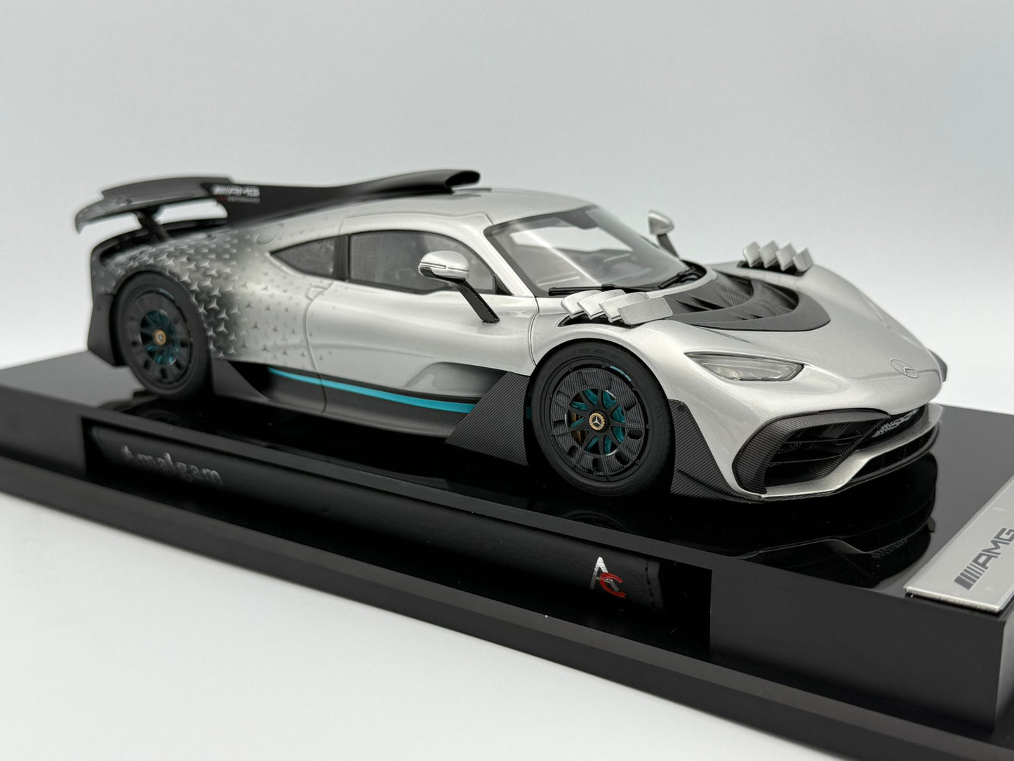 Amalgam 1:18 Mercedes-Benz AMG One