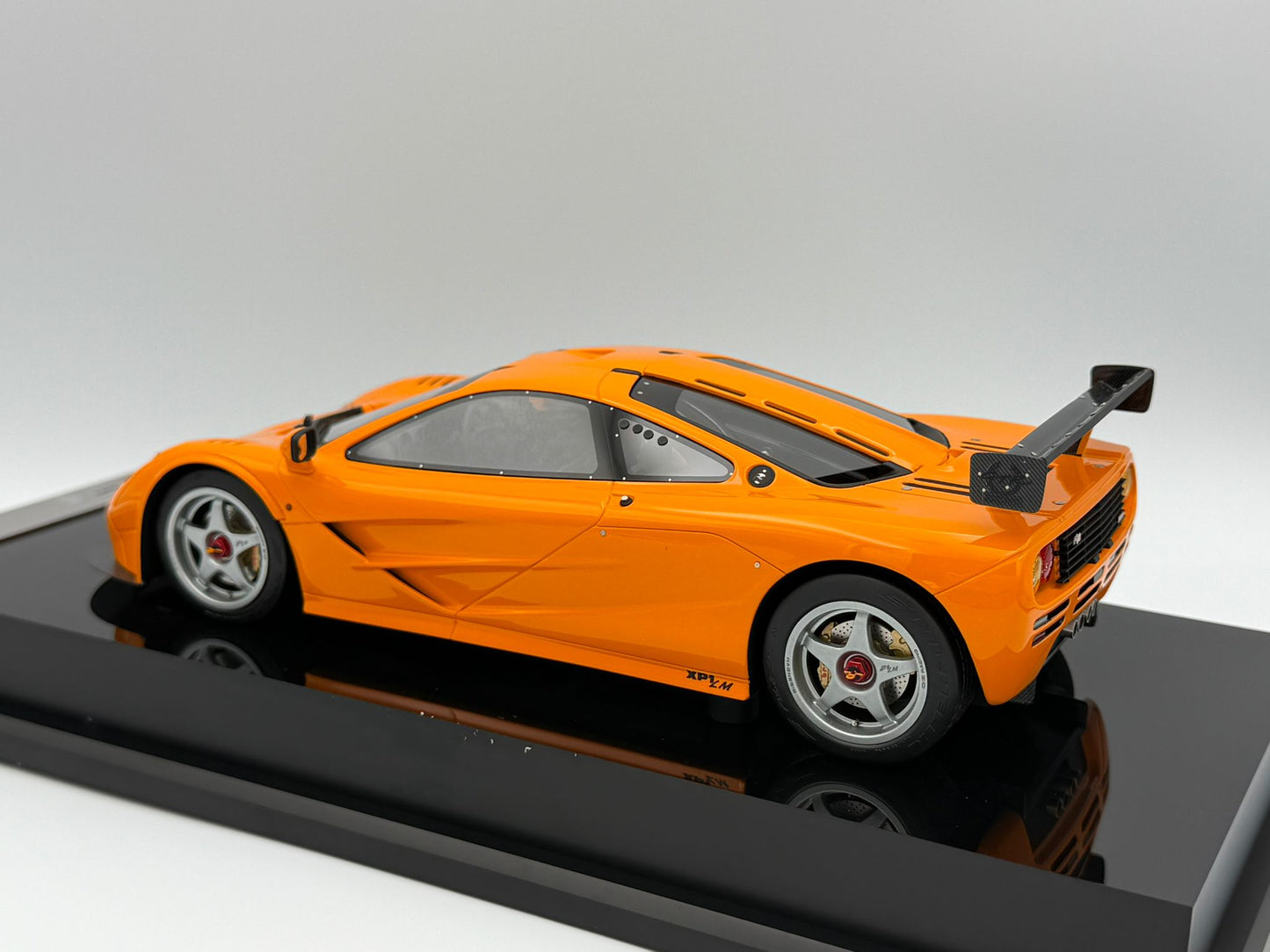 Amalgam 1:18 McLaren F1 LM