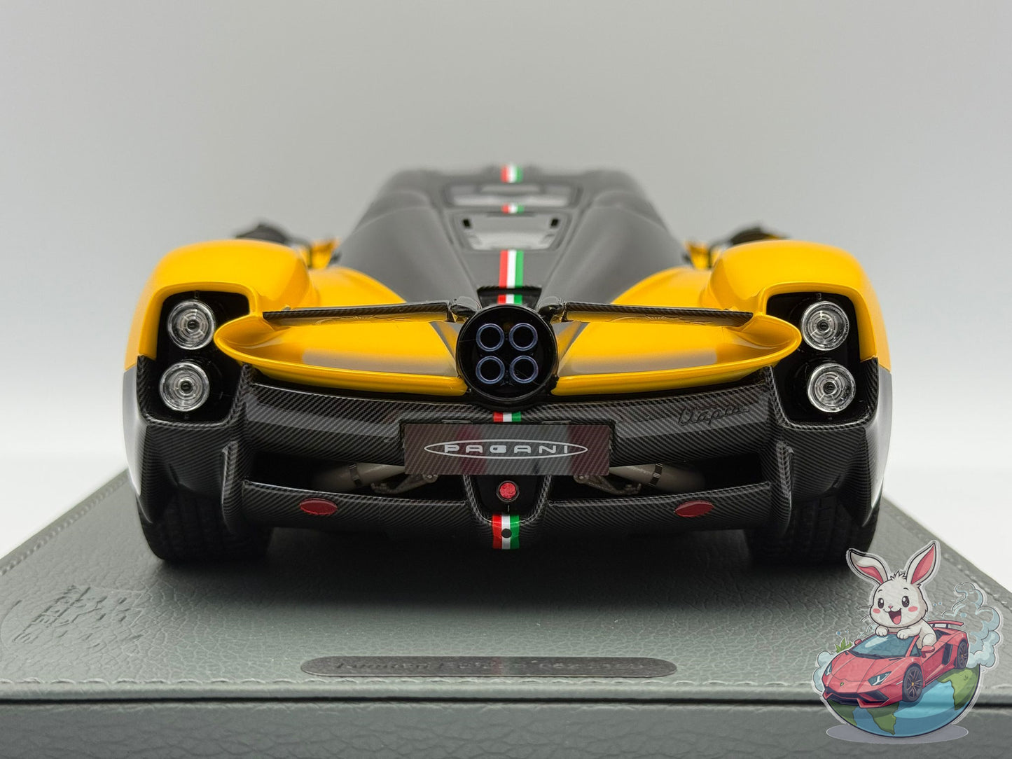 BBR 1:18 Pagani Utopia (Giallo Ginevra)