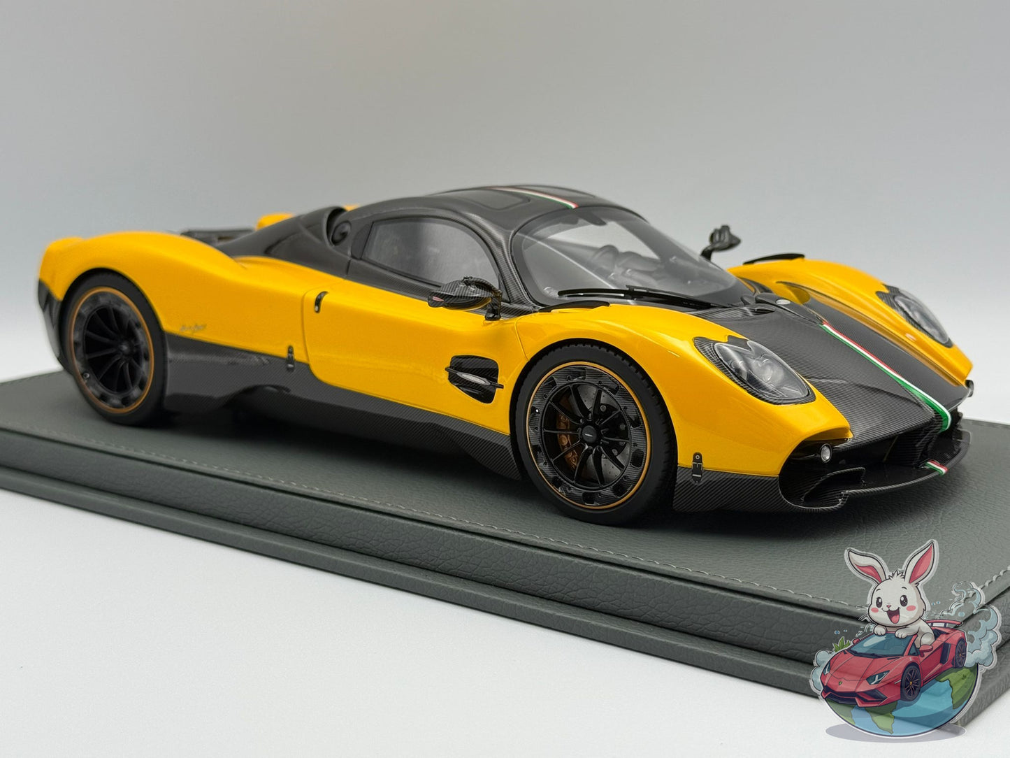 BBR 1:18 Pagani Utopia (Giallo Ginevra)