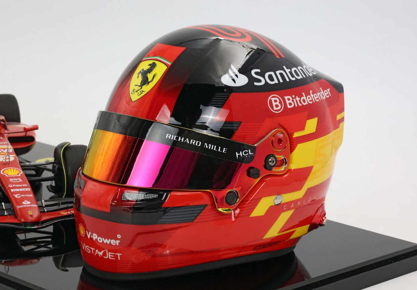 BBR 1:18 Ferrari SF24 Australian GP 2024 - Sainz (DIECAST MODEL AND HELMET)
