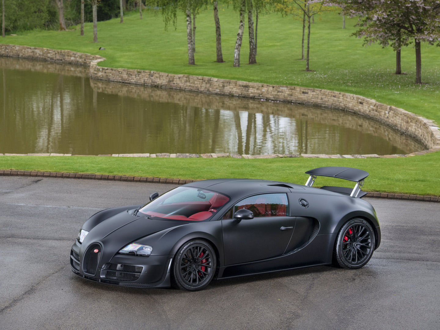 PREORDER VMB x Miniature Planet 1:18 Bugatti Veyron Super Sport 1:18