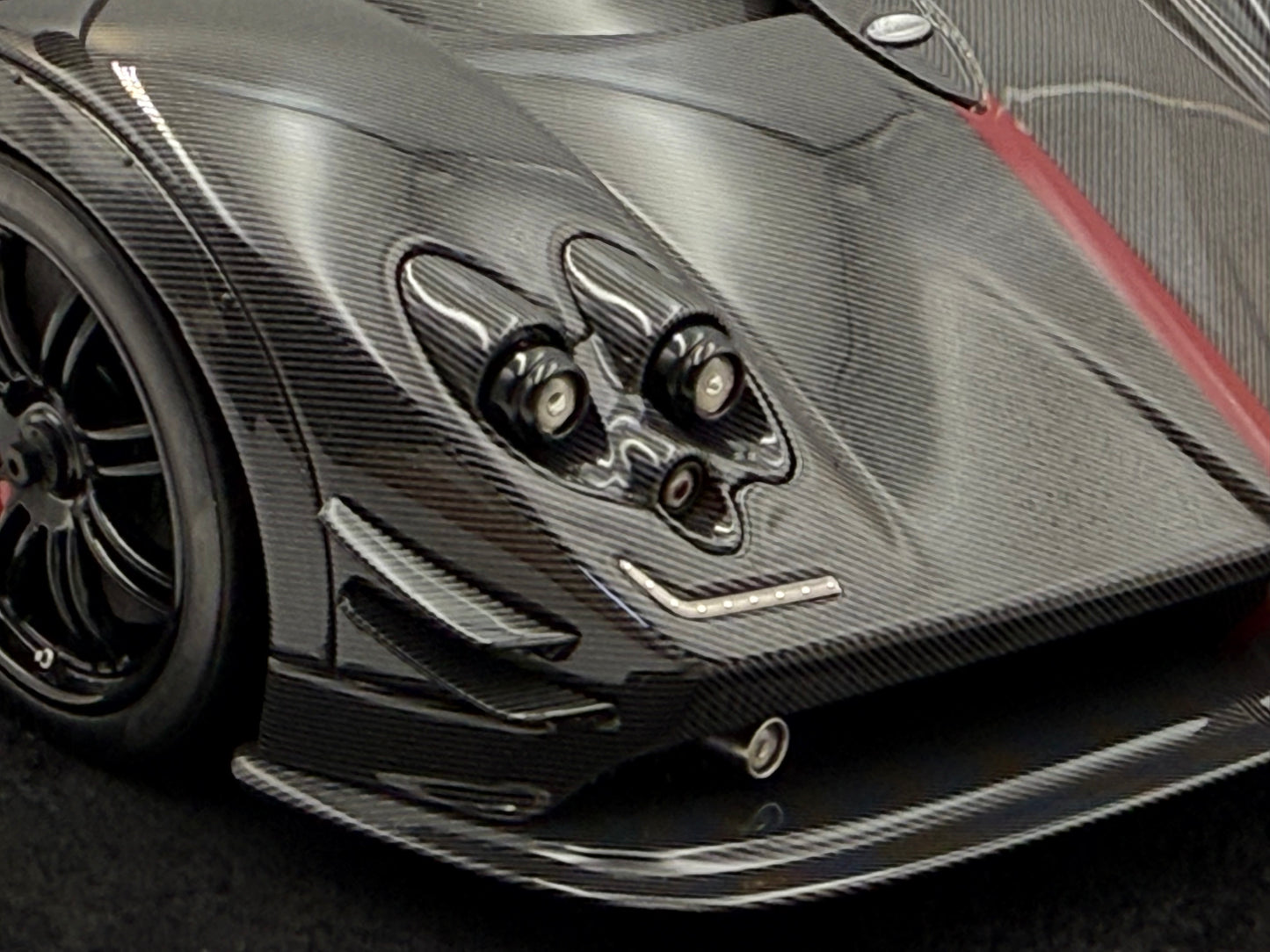 Henson & Heaven 1:18 Pagani Zonda KAQ