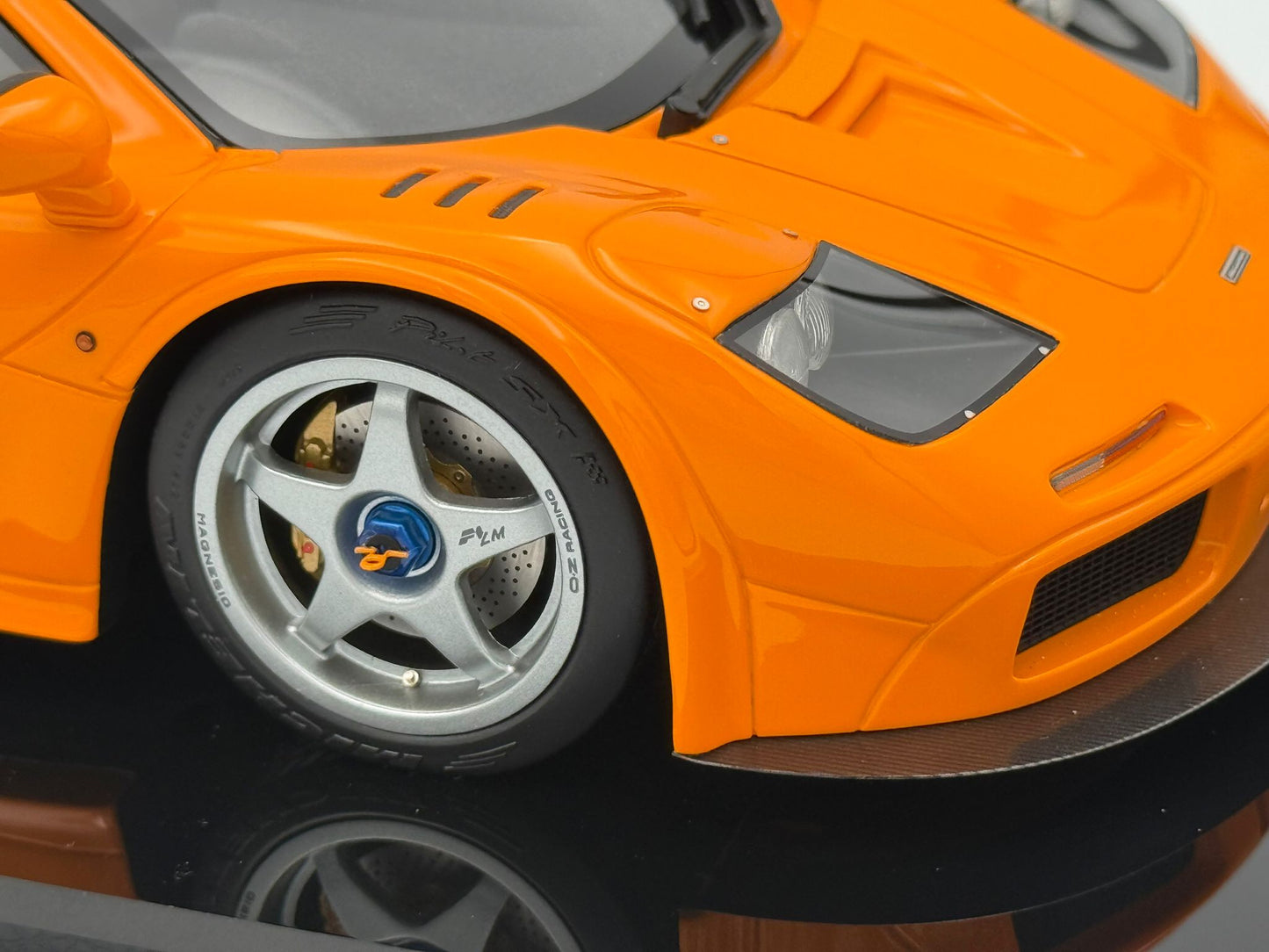 Amalgam 1:18 McLaren F1 LM