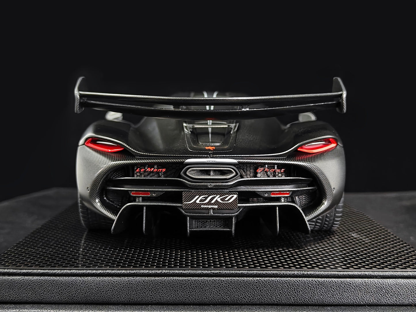 Frontiart 1:18 Koenigsegg Jesko (Full Carbon)