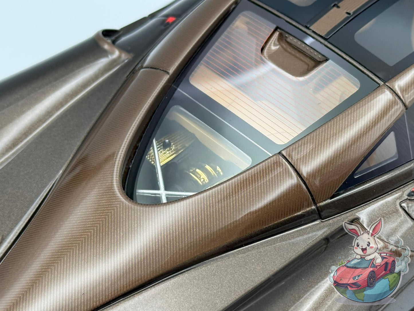 GL Model 1:18 Pagani Huayra Hermes (Brown Carbon Fiber)