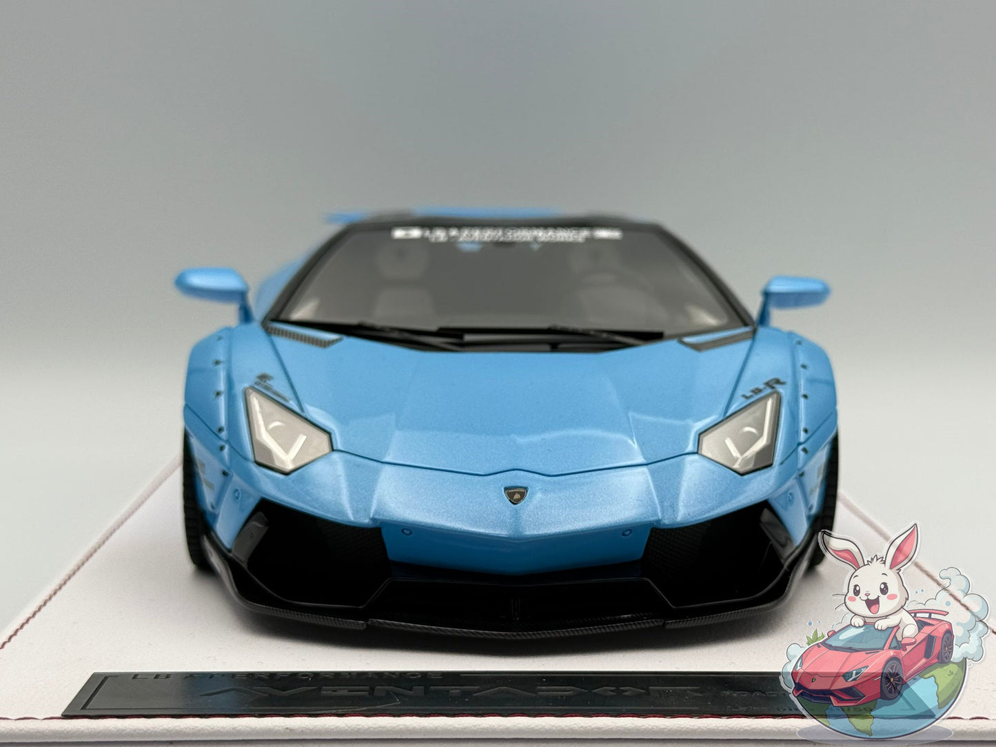 GL Models 1:18 Lamborghini Aventador Roadster LBWK (Blue)