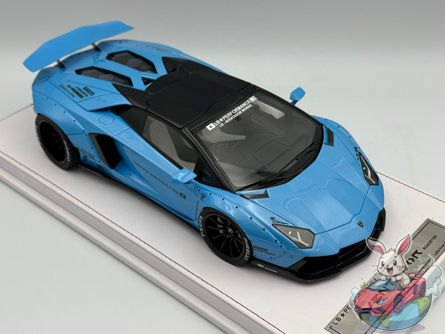 GL Models 1:18 Lamborghini Aventador Roadster LBWK (Blue)
