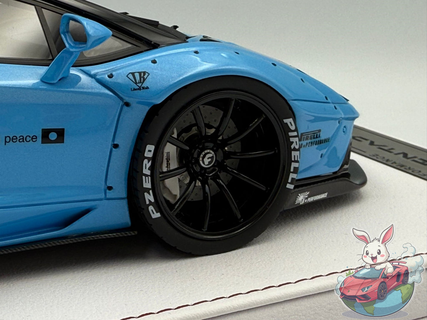 GL Models 1:18 Lamborghini Aventador Roadster LBWK (Blue)