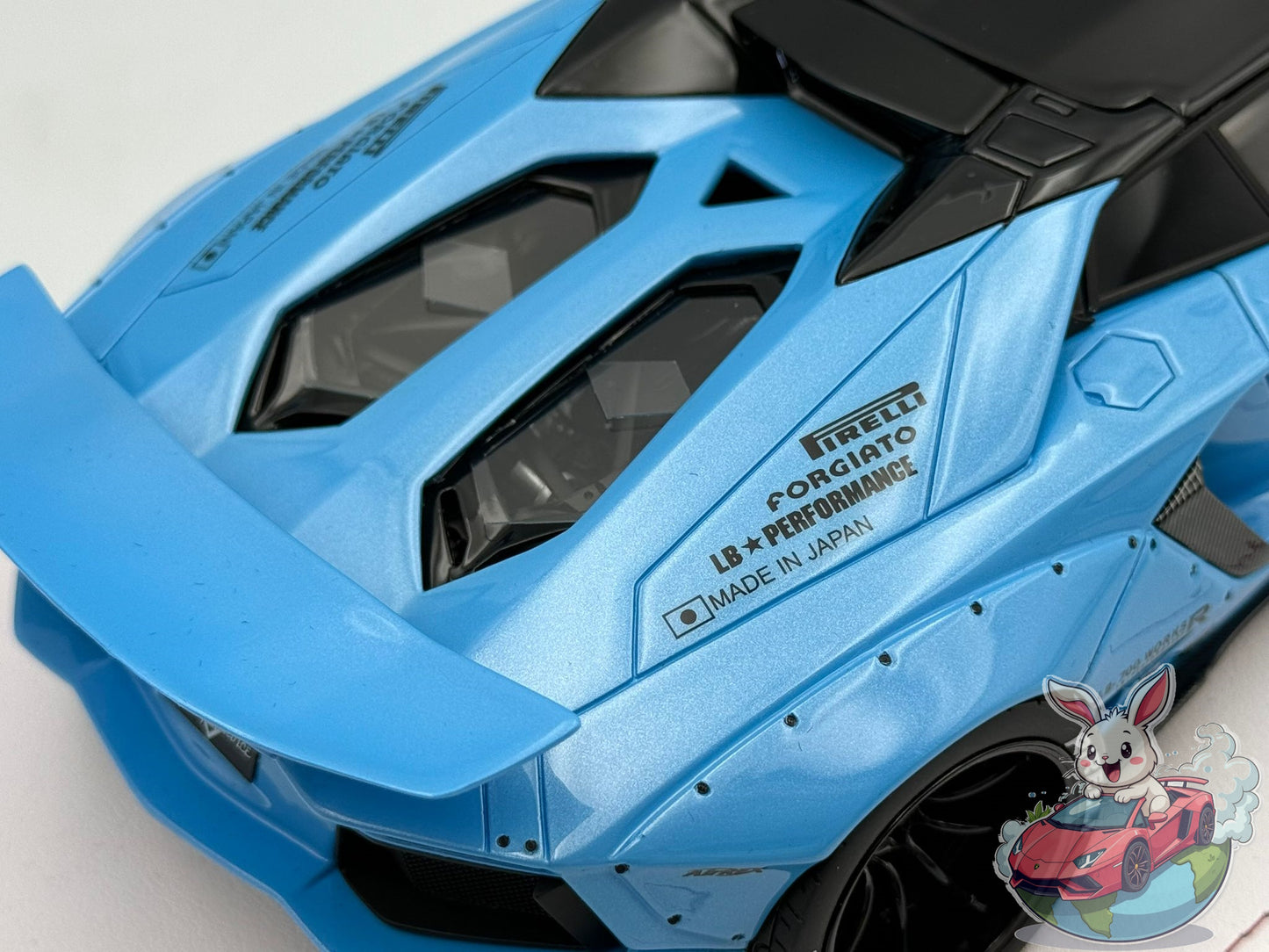 GL Models 1:18 Lamborghini Aventador Roadster LBWK (Blue)