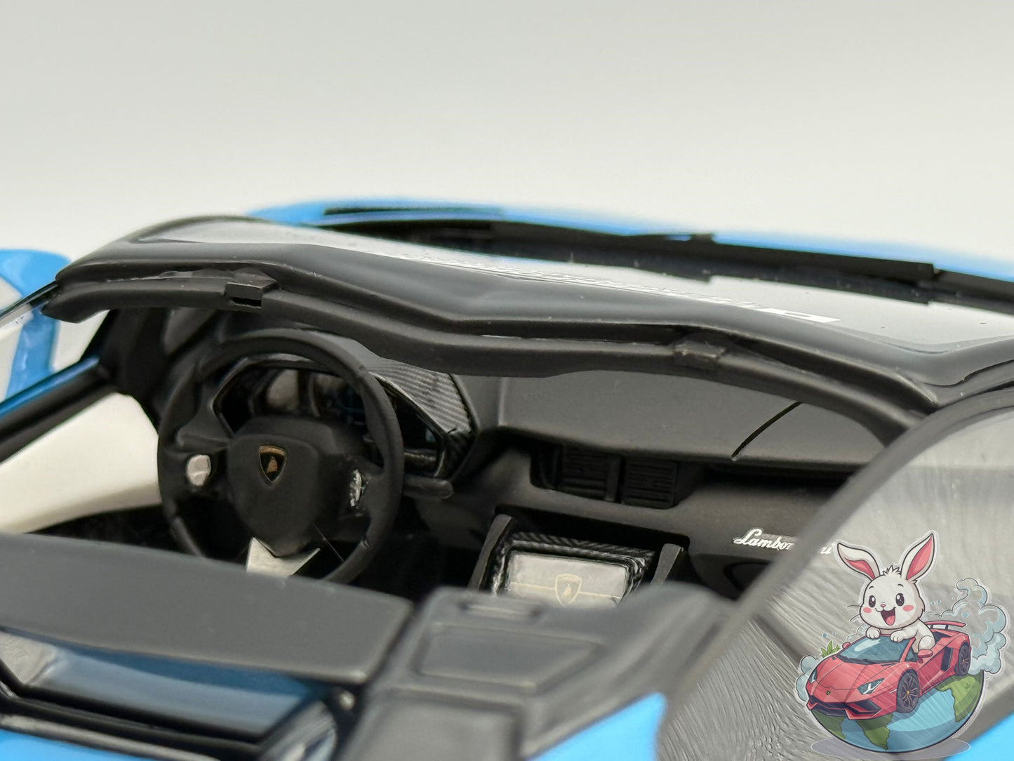 GL Models 1:18 Lamborghini Aventador Roadster LBWK (Blue)