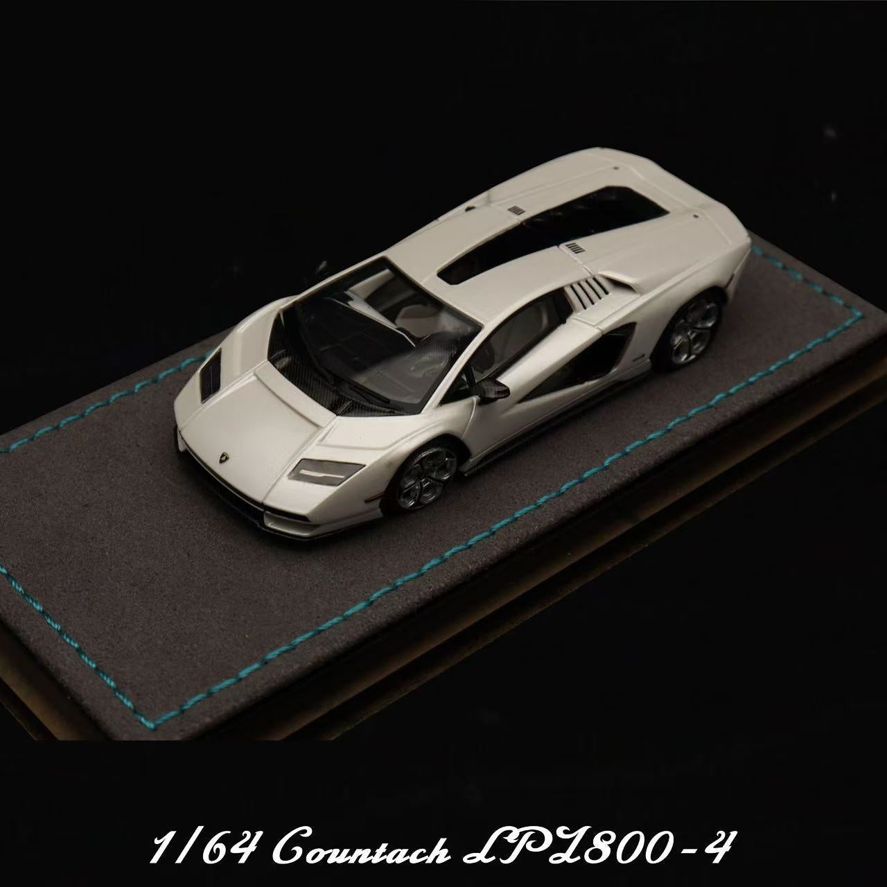 1:64 Lamborghini Countach LPI800-4