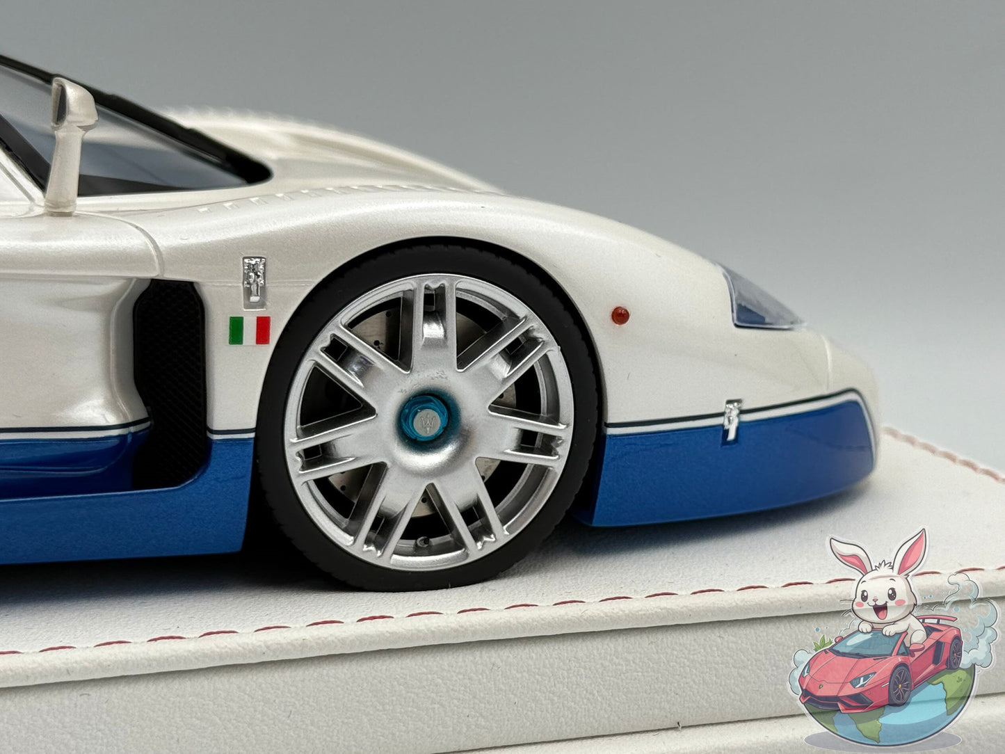 GL Models 1:18 Maserati MC12