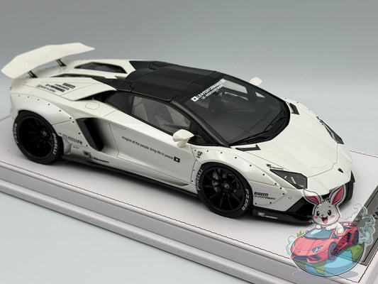 GL Models 1:18 Lamborghini Aventador Roadster LBWK (White)