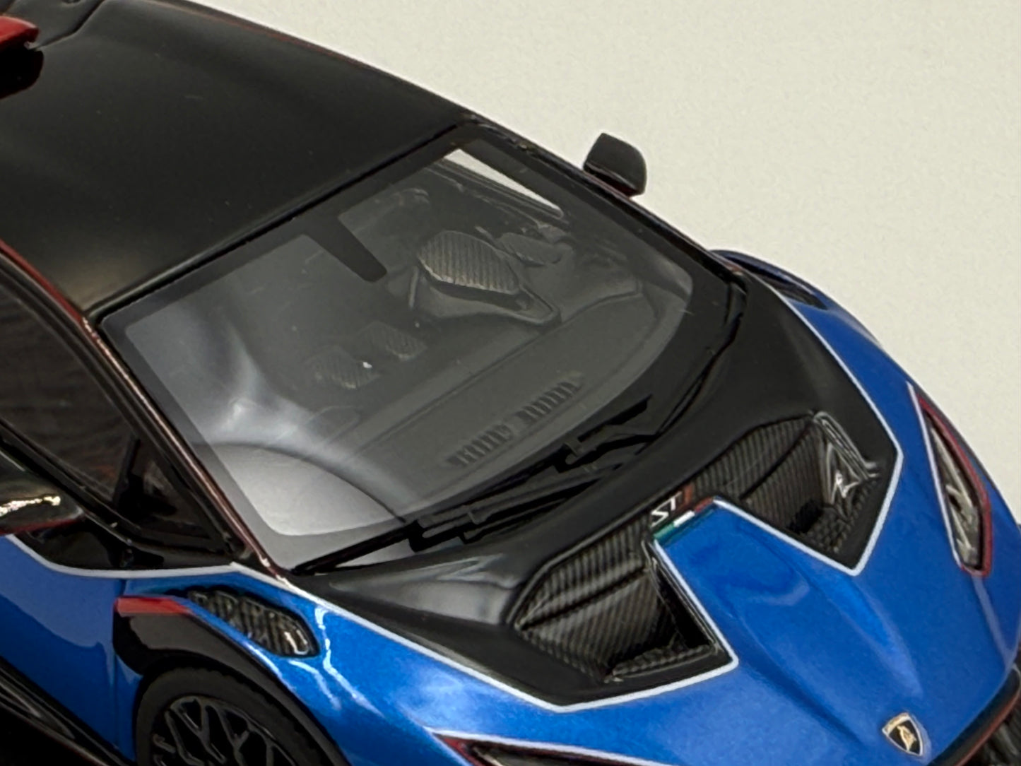 Looksmart 1:43 Lamborghini Huracan STJ (Blu Eliadi)