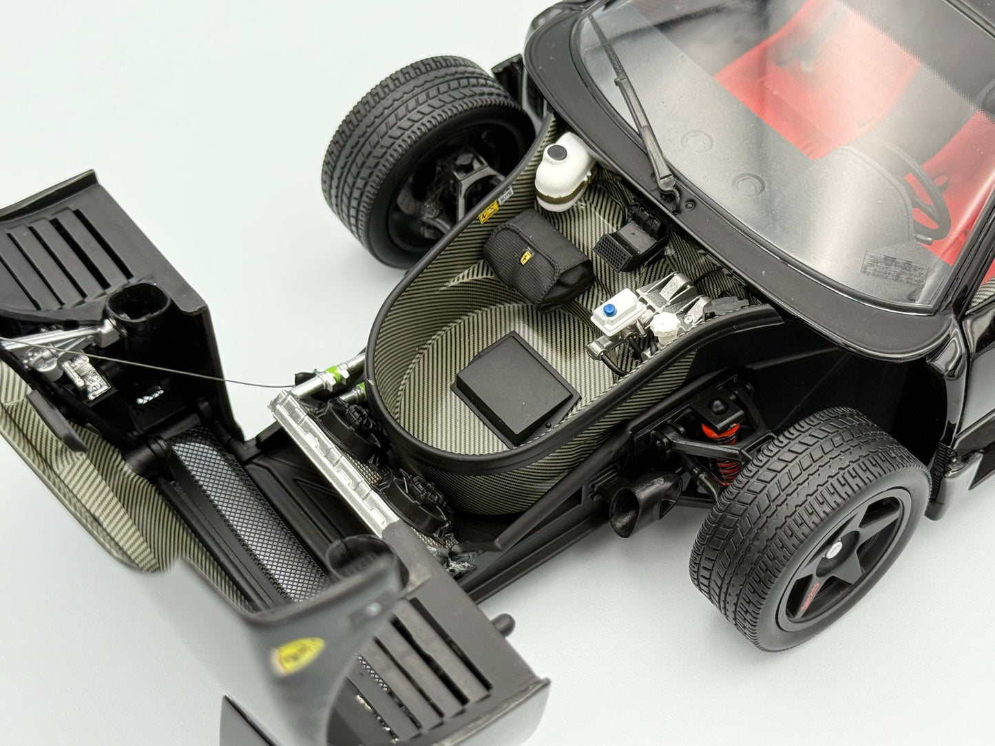 Kyosho 1:18 Ferrari F40 (Black)