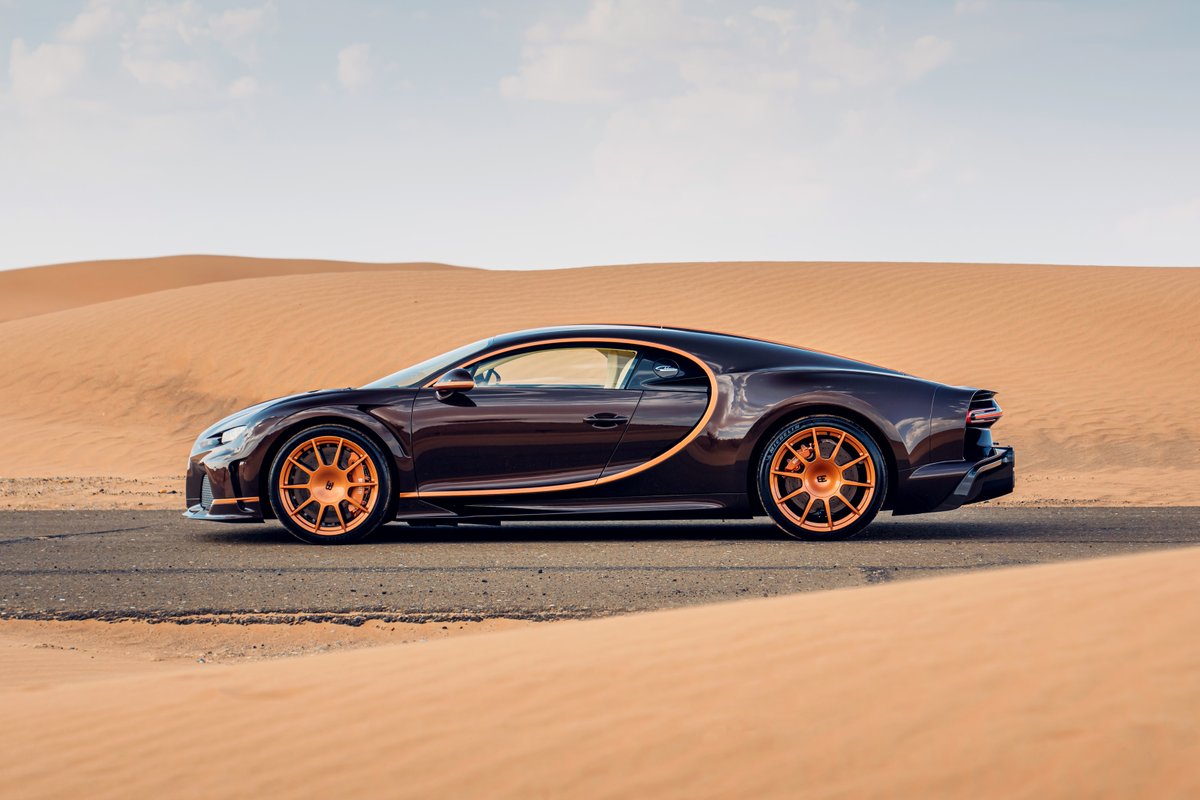 PREORDER Henson & Heaven 1:18 Bugatti Chiron Super Sport (Brown Carbon Fiber)