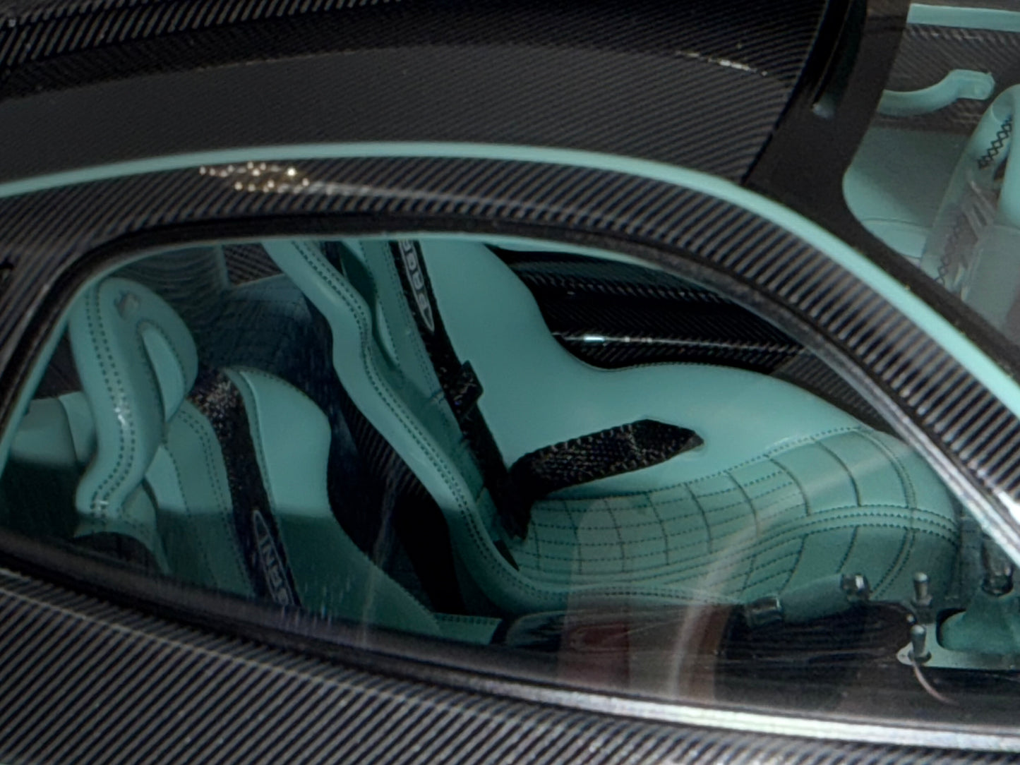 Henson & Heaven 1:18 Pagani Zonda 760 RSJX