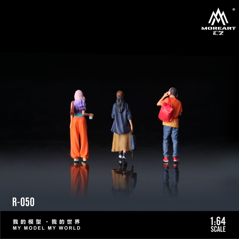 Moreart 1:64 Cup Holding Shopping Doll Set