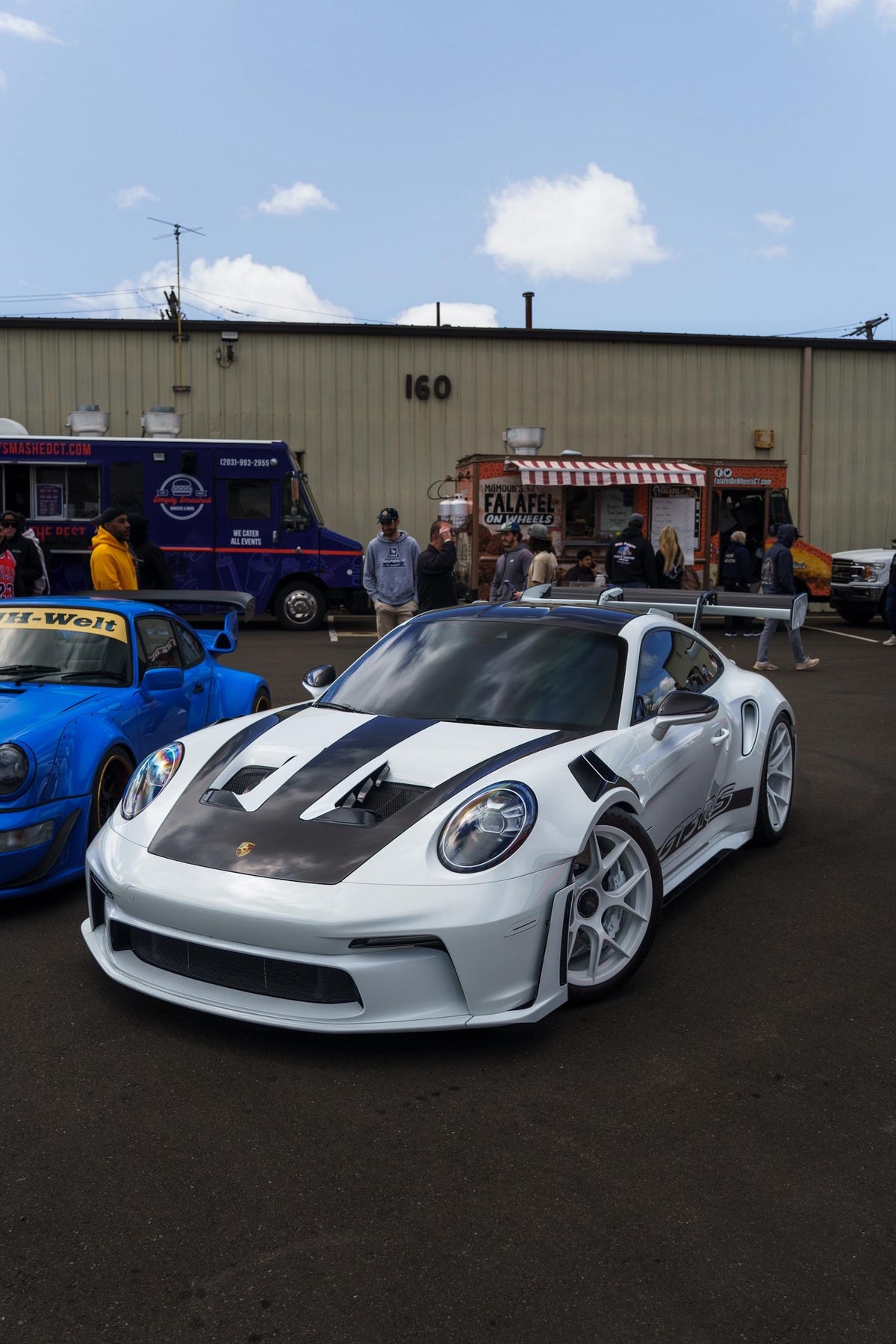 Henson & Heaven 1:18 Porsche 992 GT3 RS - White Panda