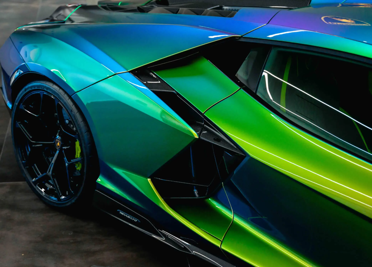 PREORDER Henson & Heaven 1:18 Lamborghini Revuelto (Verde Agave Lucido)