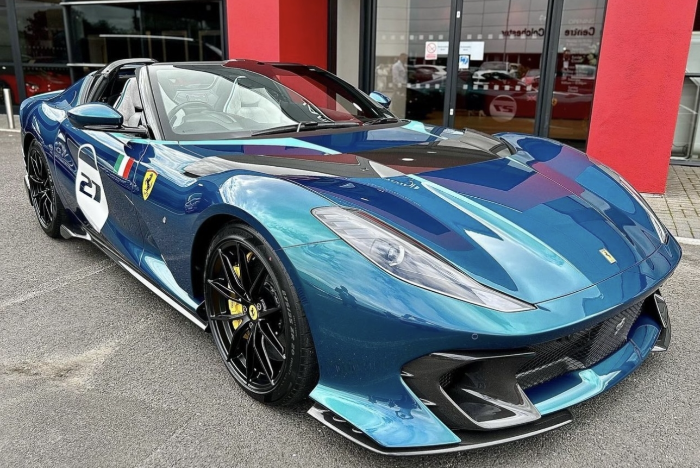 PREORDER Henson & Heaven 1:18 Ferrari 812 Competizione (Blu Capri Lucido)