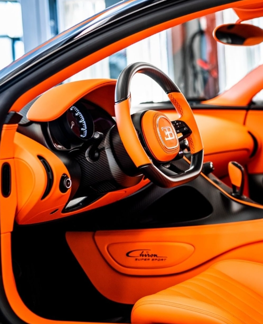 PREORDER Henson & Heaven 1:18 Bugatti Chiron Super Sport ‘Vagues de Lumiere’