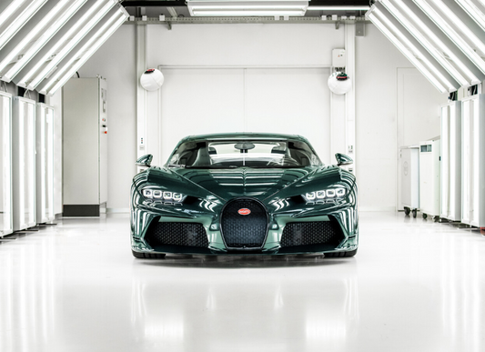 PREORDER Henson & Heaven 1:18 Bugatti Chiron Super Sport (Green Carbon)