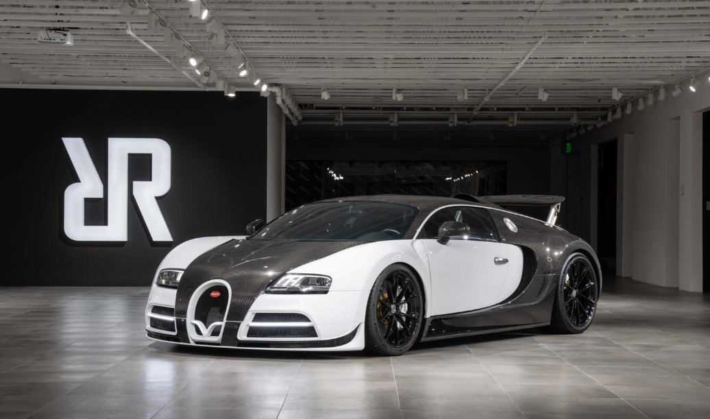 PREORDER VMB x Miniature Planet 1:18 Bugatti Veyron MANSORY Vivere (White/Carbon)