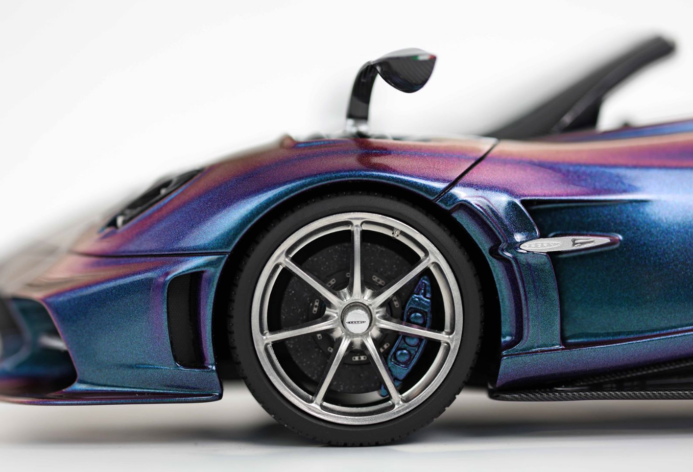 PREORDER BBR 1:18 Pagani Imola Roadster (Chameleon)