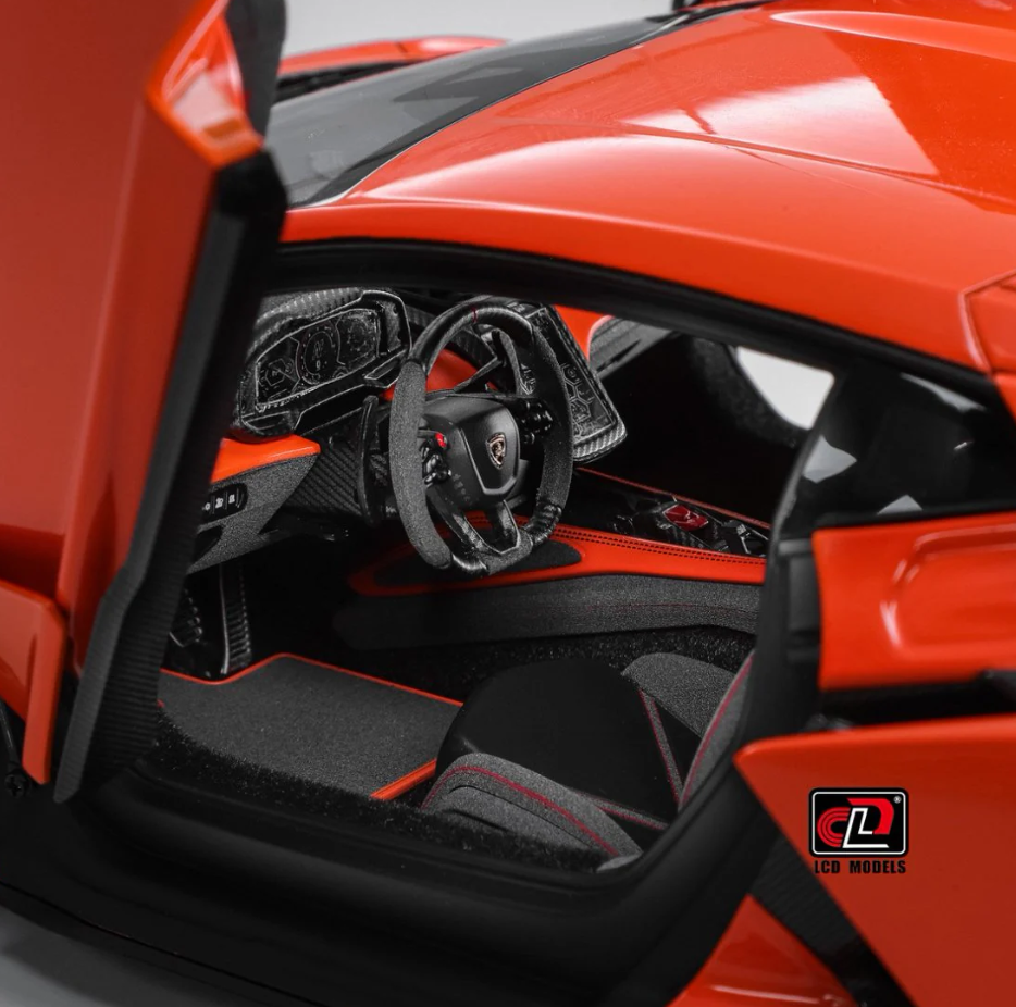 PREORDER LCD Models 1:18 Lamborghini Revuelto (Orange)