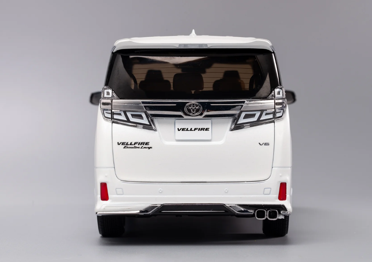 Kengfai 1:18 Toyota Veilfire (LHD/RHD) - White