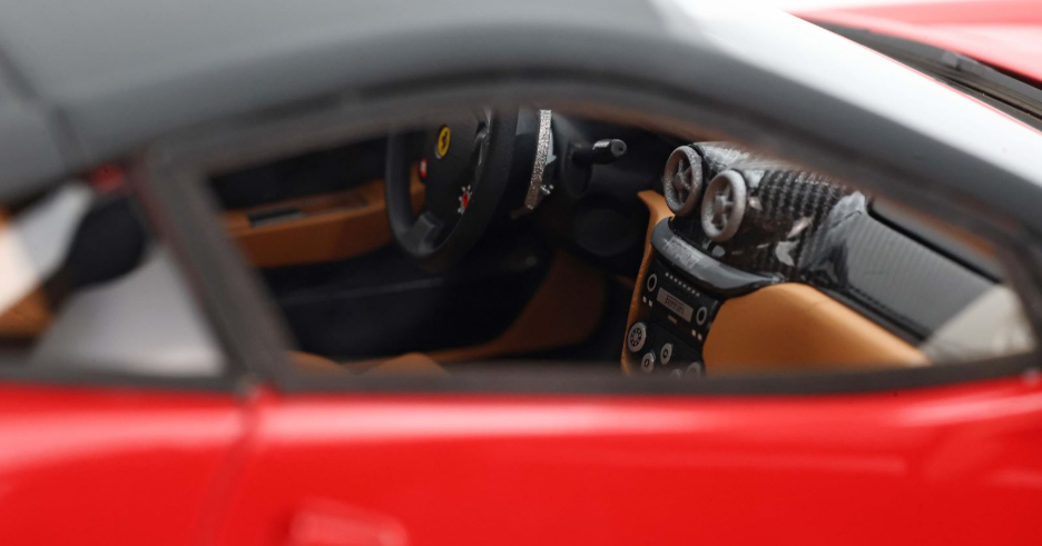 BBR 1:18 Ferrari 599 GTB Fiorano 2006 'Automatic Gear'