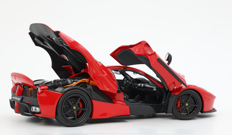 BBR 1:18 Ferrari Laferrari (Rosso Corsa - Rosso Corsa Roof)