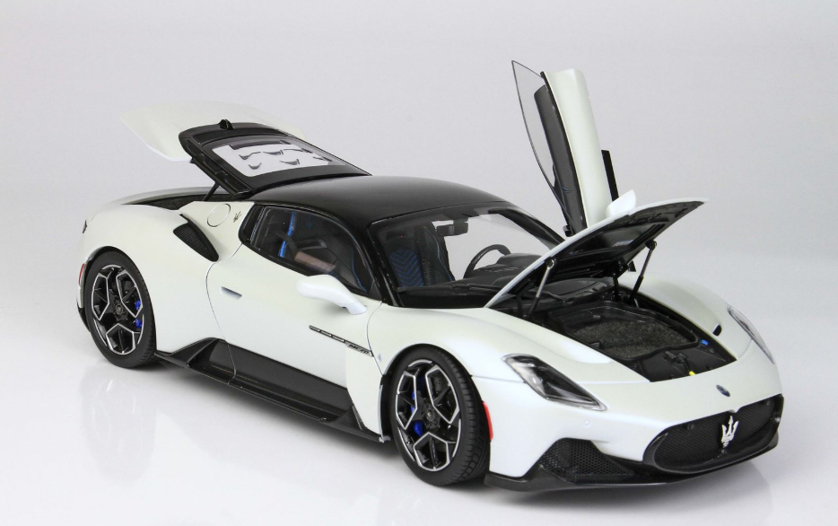 BBR 1:18 Maserati MC20 'OPEN/CLOSE' White Audace black roof