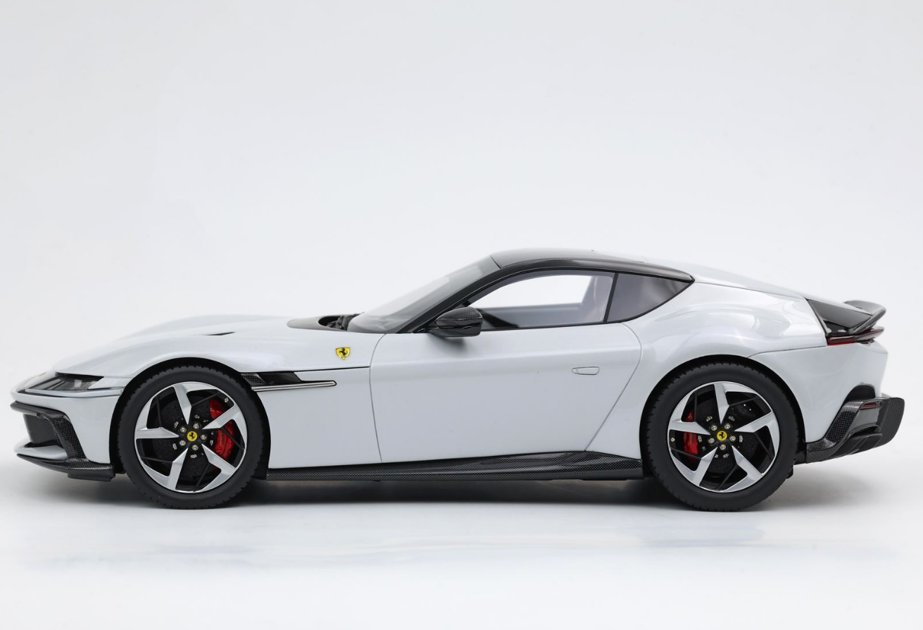 BBR 1:18 Ferrari 12Cilindri Coupe (Arctic White)