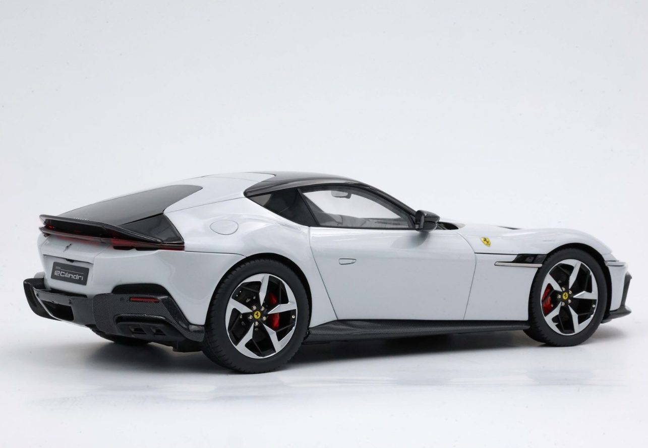 BBR 1:18 Ferrari 12Cilindri Coupe (Arctic White)