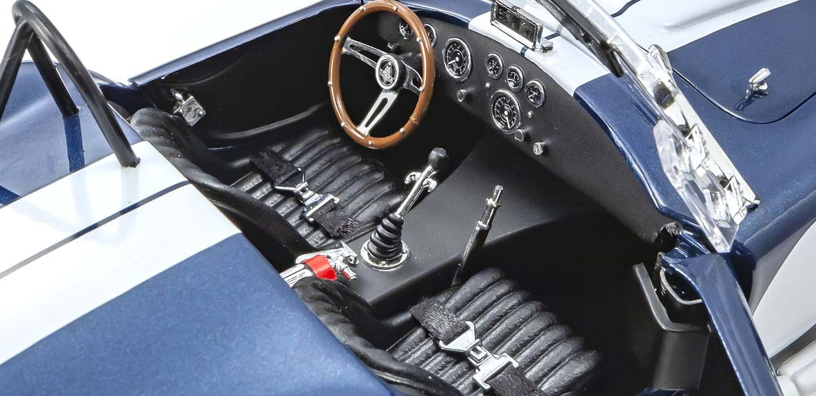 Kyosho 1:18 Shelby Cobra 427 S / C (Dark Blue)