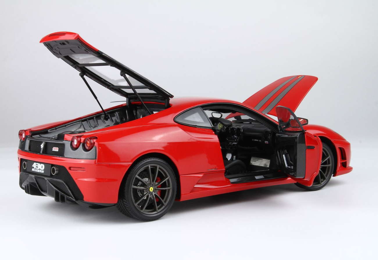BBR Models 1:18 Ferrari F430 Scuderia (Rosso Corsa)