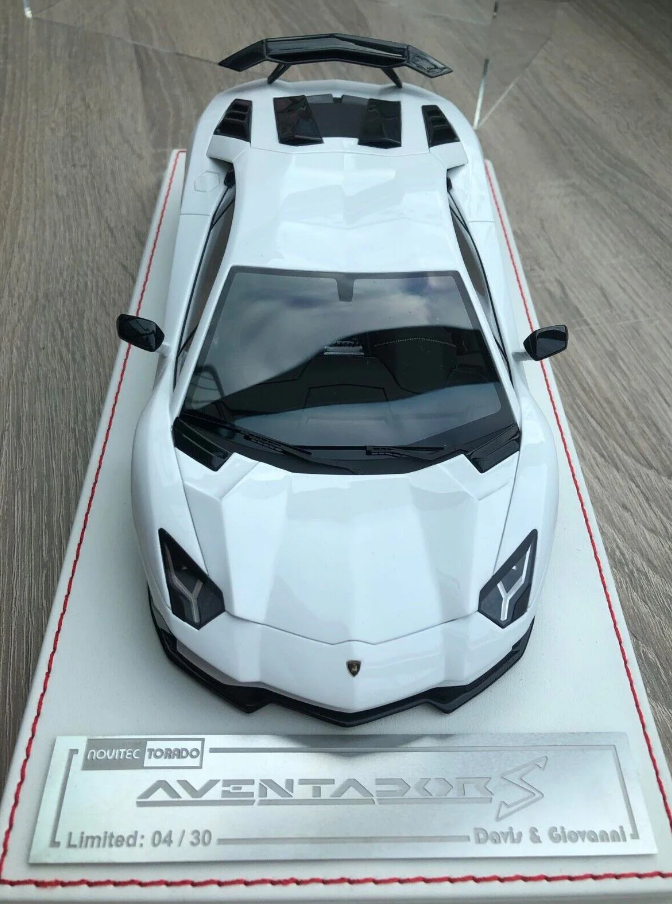 Davis & Giovanni 1:18 Lamborghini Aventador S Novitec Torado (White)