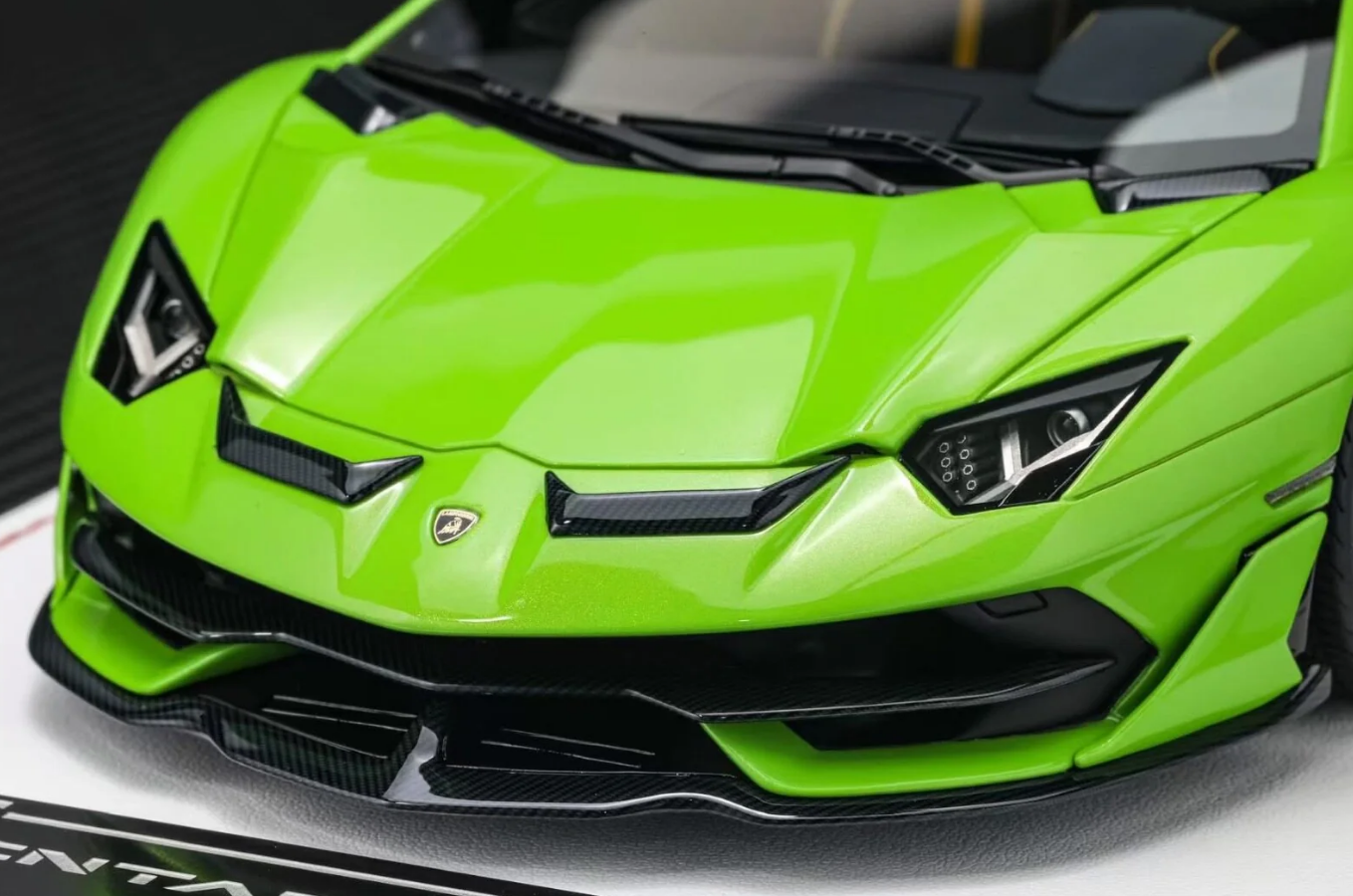 Davis & Giovanni 1:18 Lamborghini Aventador SVJ Novitec Torado (Green)