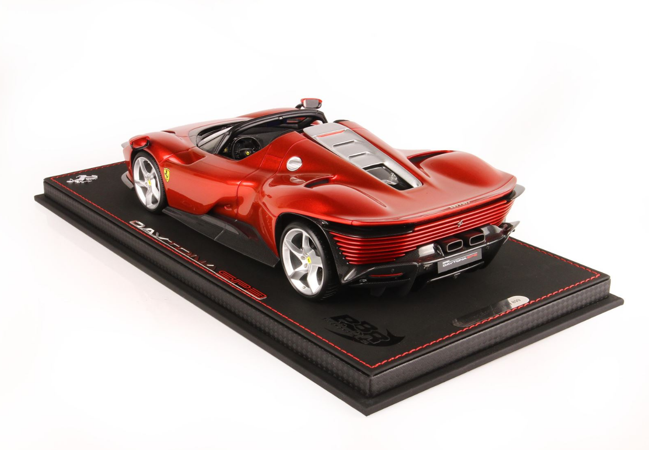 BBR 1:18 Ferrari SP3 Daytona (Rosso Magma)